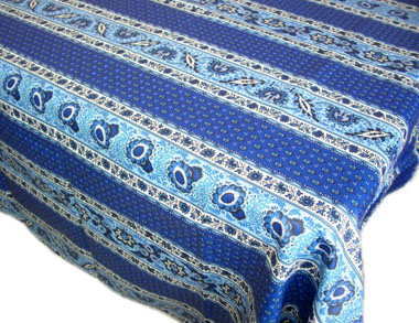 French coated tablecloth (Castellane. camaieu blue)